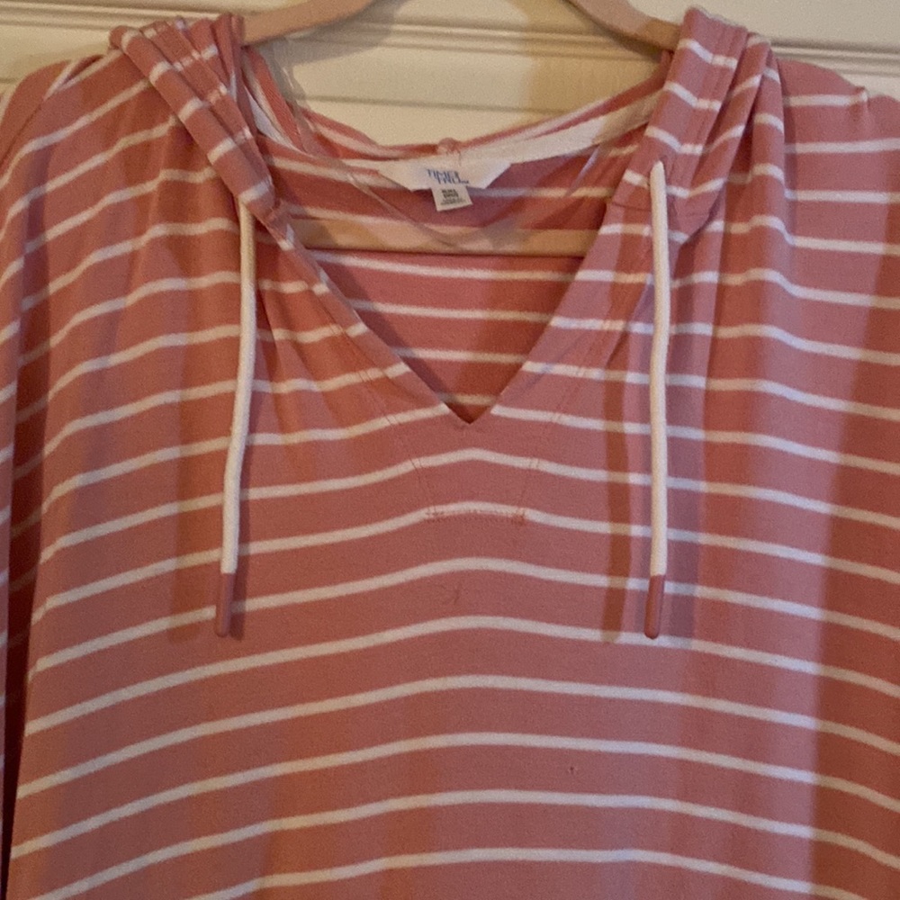 Sweater - Picture 2 of 3